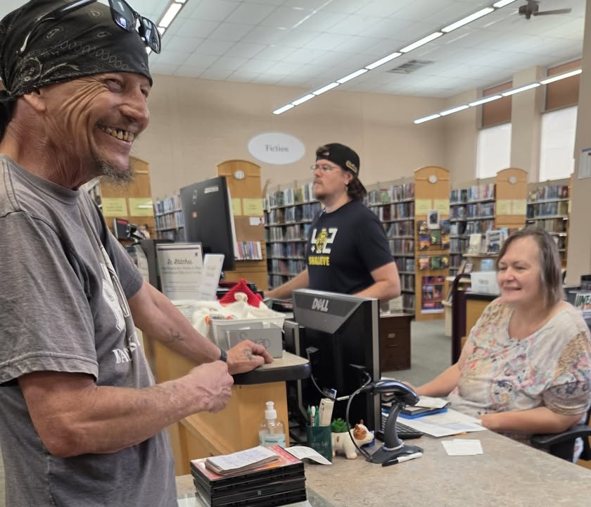 Iola Public Library